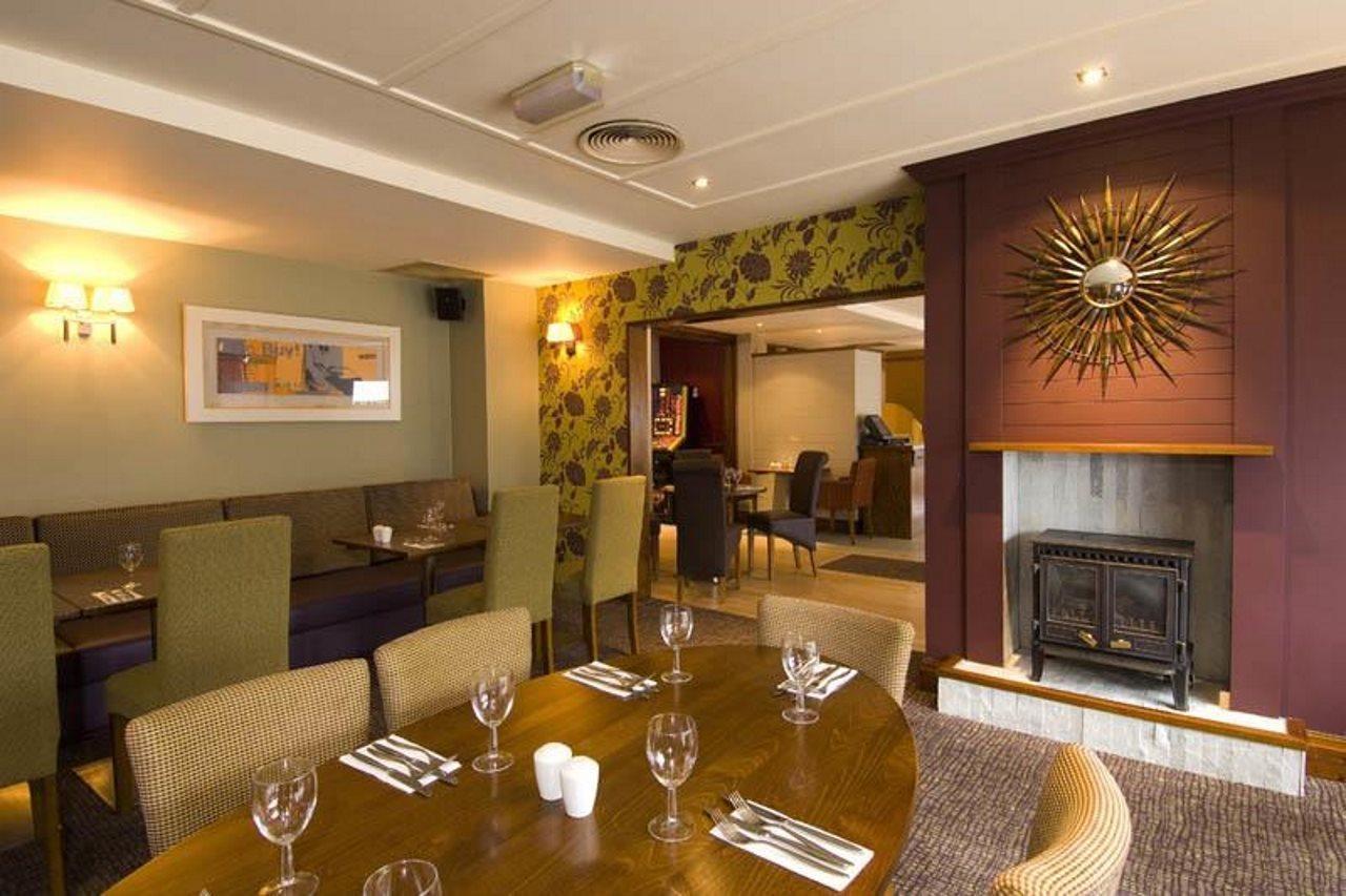 Premier Inn Manchester City Centre ภายนอก รูปภาพ