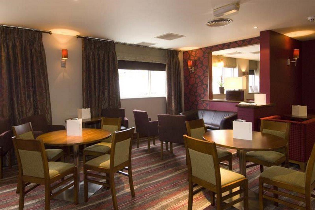 Premier Inn Manchester City Centre ภายนอก รูปภาพ