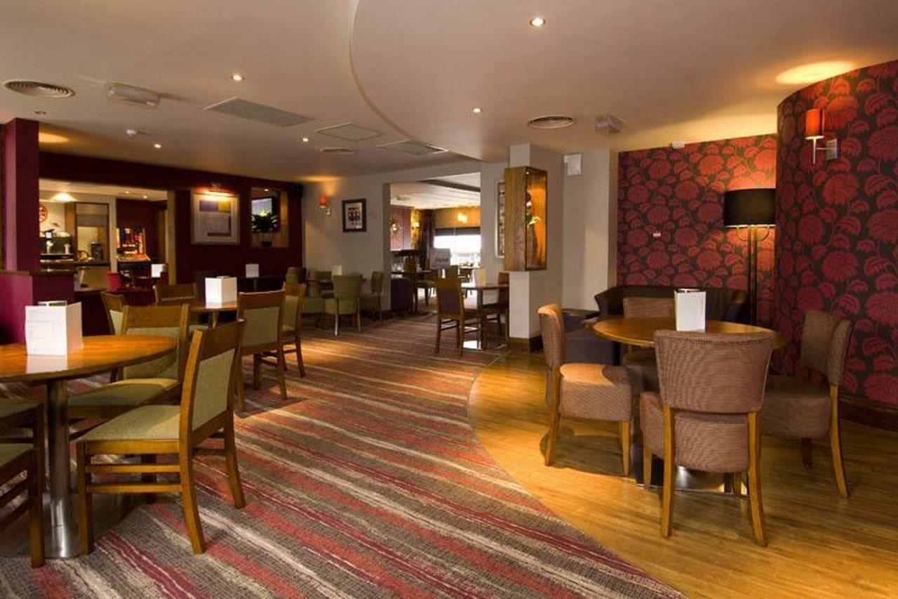 Premier Inn Manchester City Centre ภายนอก รูปภาพ